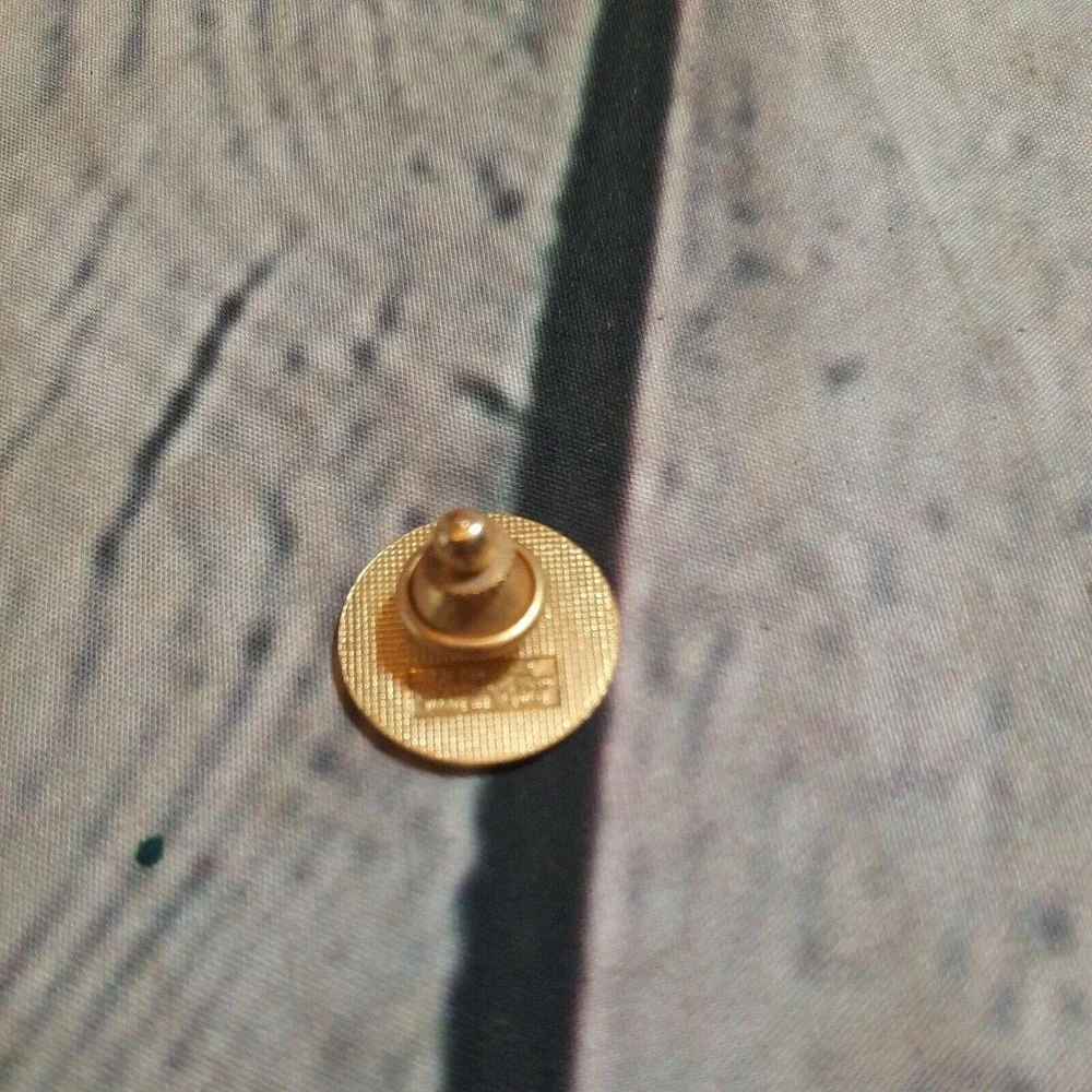 VTG Little League Softball‎ Senior District Lapel Pin Tie Tack Gold Tone Emblem